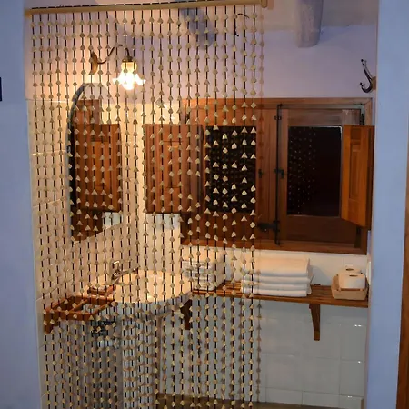 Bed & Breakfast Habitacion Lila Vidra