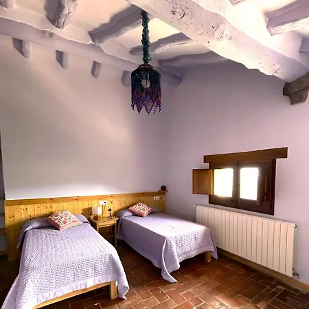 Habitacion Lila Bed & Breakfast Vidra